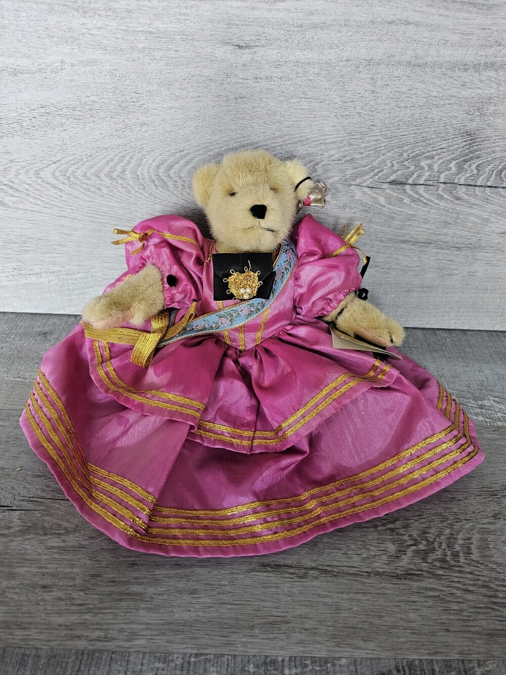 1991 Muffy VanderBear Bal Masque North American Bear Co 8 in Teddy Bear Pink
